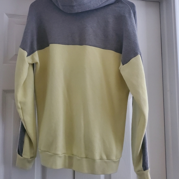 Victoria secret pink jacket - Picture 6 of 6